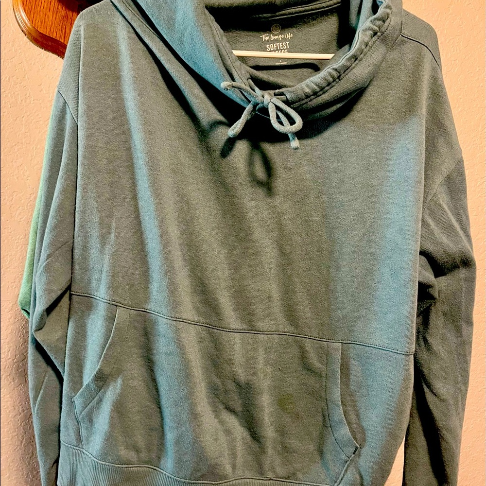 So cowl neck sweater large